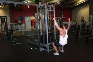 Lat pulldown, start position